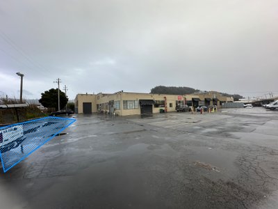 50 x 10 Parking Lot in Richmond, California near [object Object]