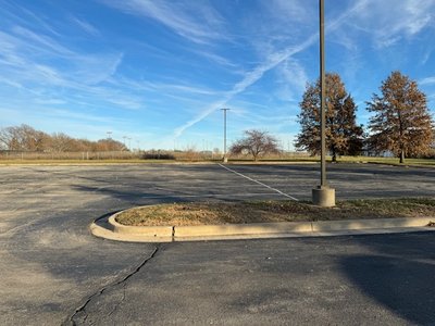 30 x 10 Parking Lot in Olathe, Kansas near [object Object]