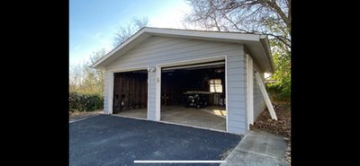 20 x 20 Garage in Silverton, Ohio near [object Object]