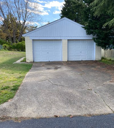 23 x 23 Garage in Linwood, New Jersey