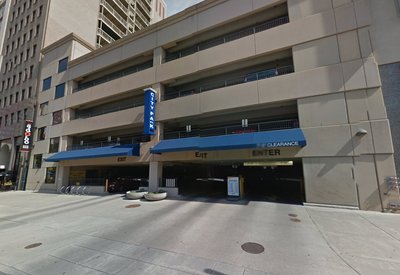 20 x 10 Parking Garage in Indianapolis, Indiana