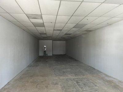 65 x 20 Warehouse in Roseville, California near [object Object]