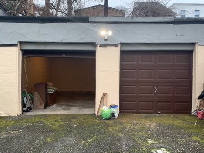 20 x 10 Garage in New York, New York near Bank St, Staten Island, NY 10301, United States