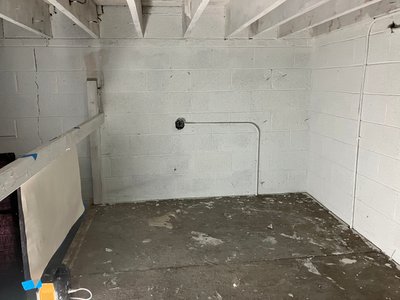 25 x 20 Self Storage Unit in Highland Park, Michigan