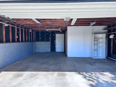 27 x 20 Garage in Florence, Oregon near [object Object]