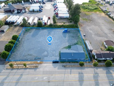 20 x 10 Parking Lot in Sumner, Washington near [object Object]