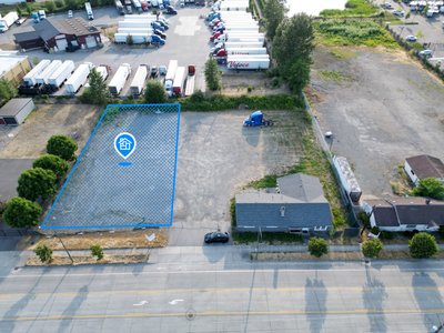 40 x 12 Parking Lot in Sumner, Washington near [object Object]